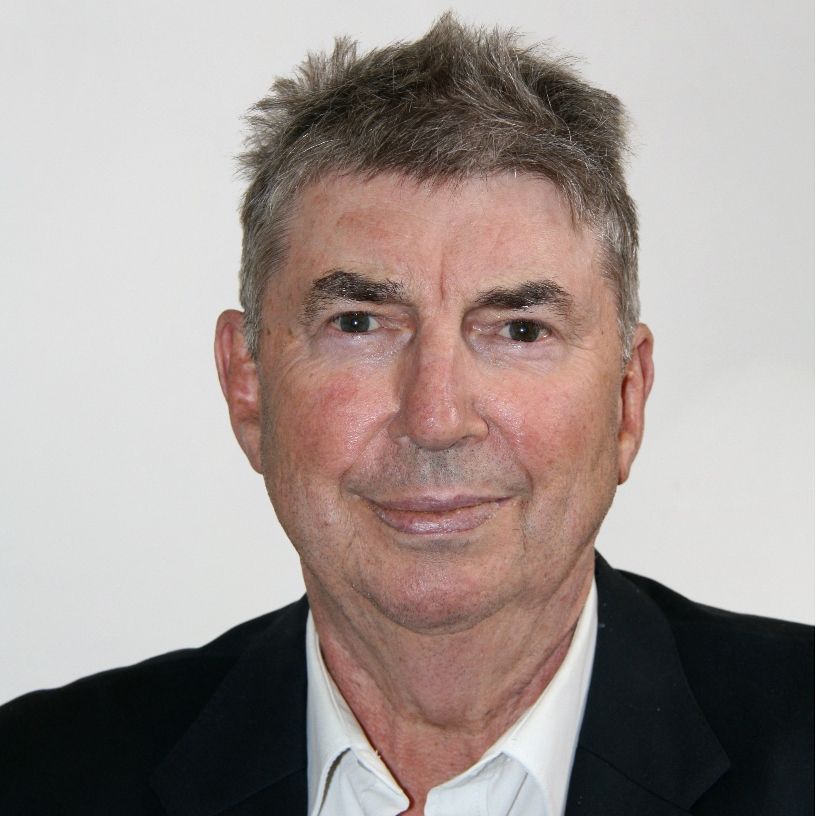 Dr. Richard Maxwell